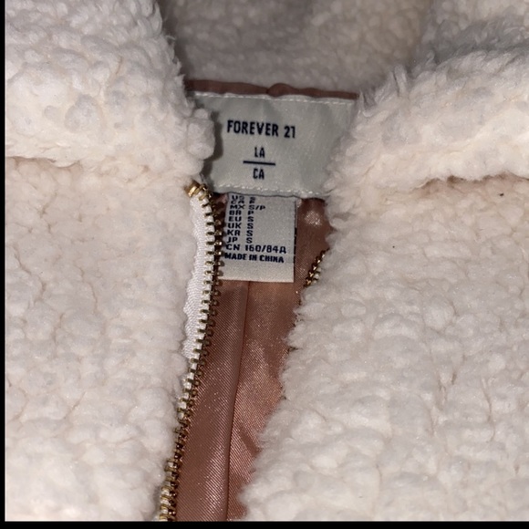 Fuzzy Jacket - Picture 4 of 5